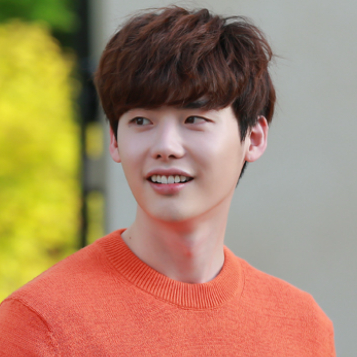 A moment captured by a fan of Lee Jongsuk