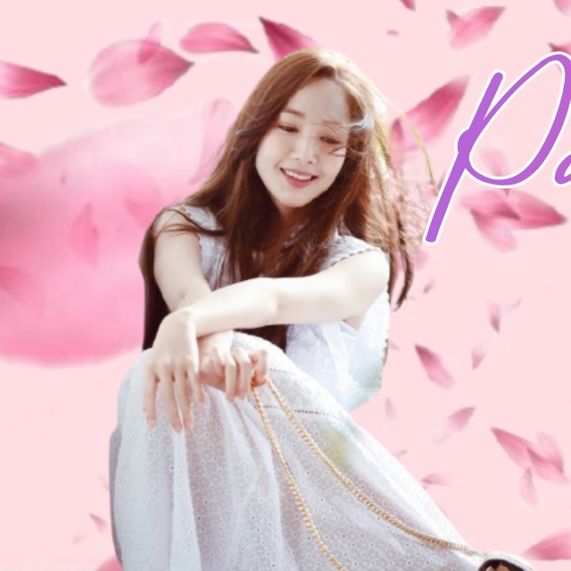 Recent activity shot of Park Minyoung