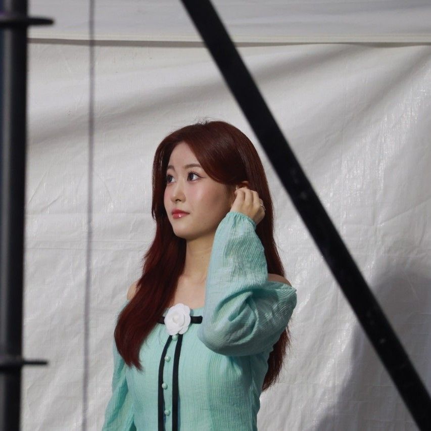 Latest photo of Oh Yujin