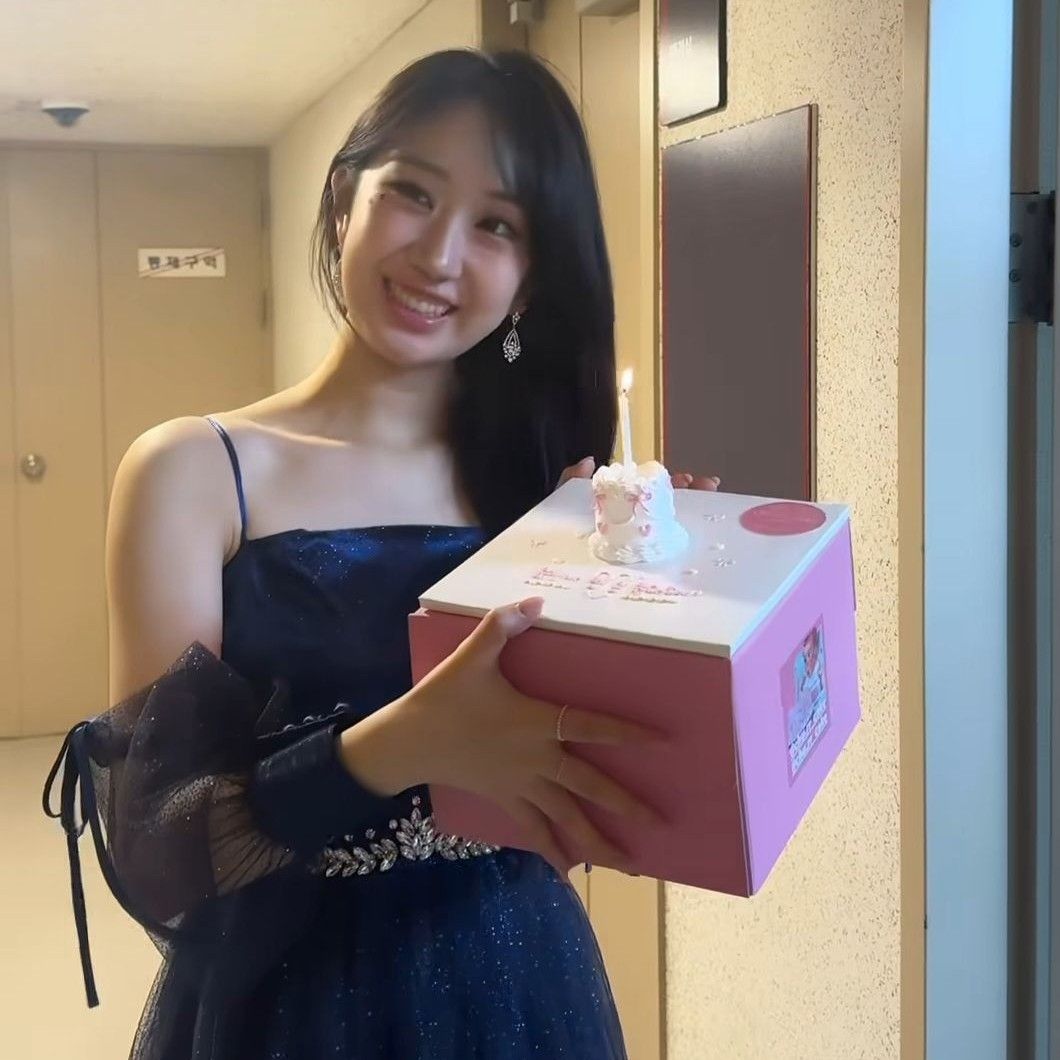 Foto kegiatan terbaru dari Jeon Yujin