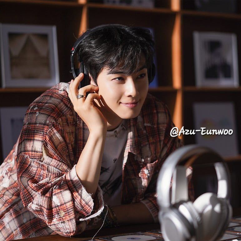 チャ・ウヌの最近の活動ショット