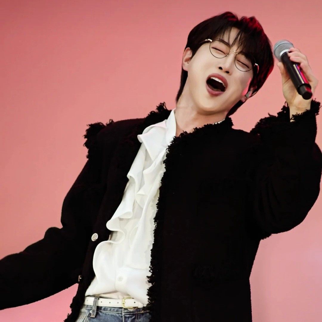 안성훈 최근 활동샷