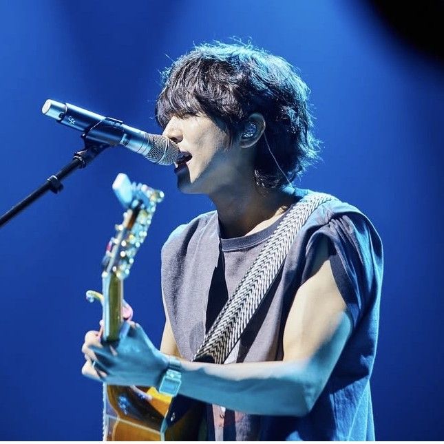 Recent activity shot of Lee Seungyoon