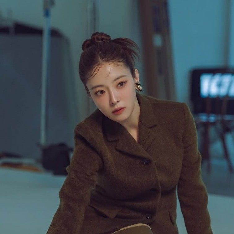 Recent activity shot of Lee Seyoung