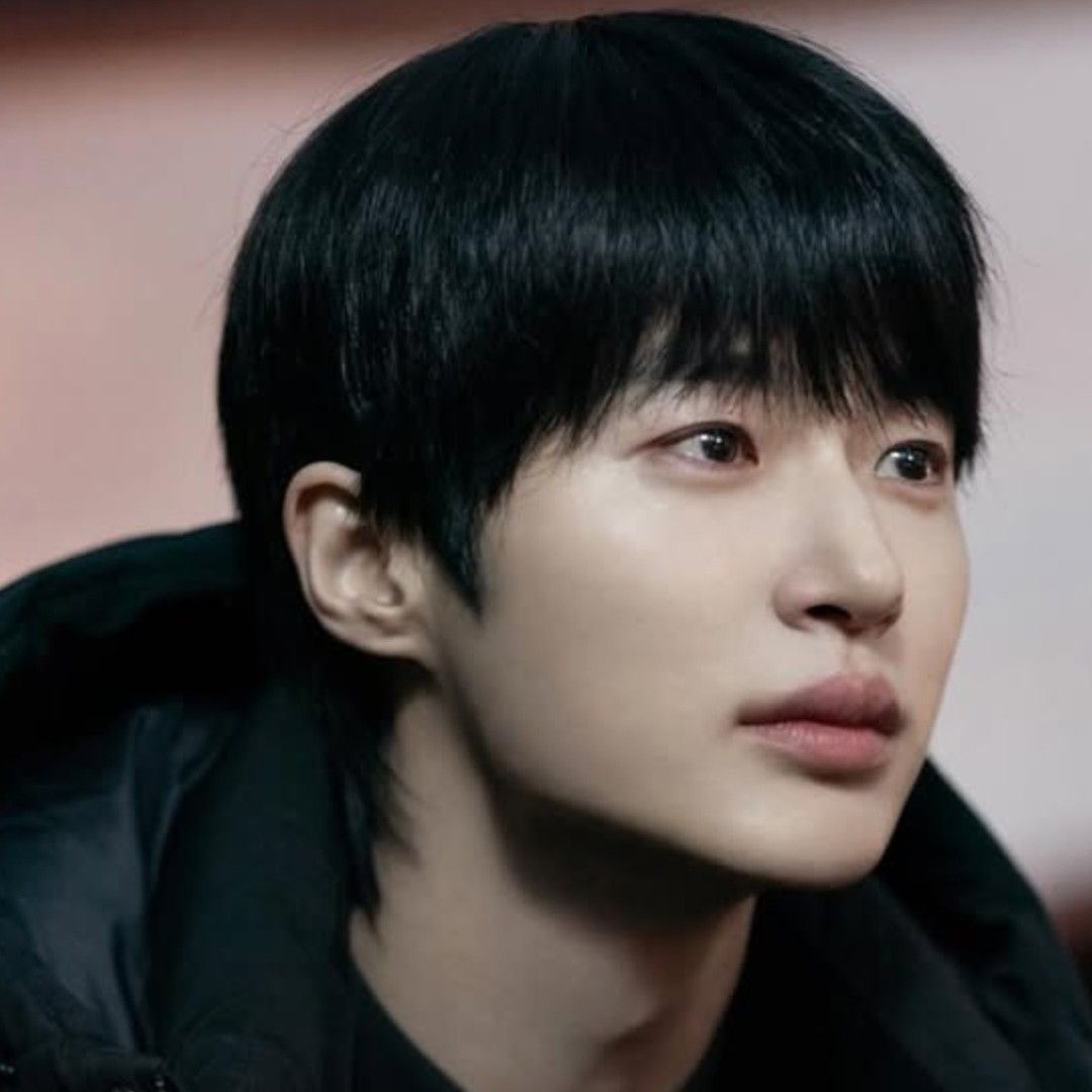 Latest photo of Byeon Wooseok