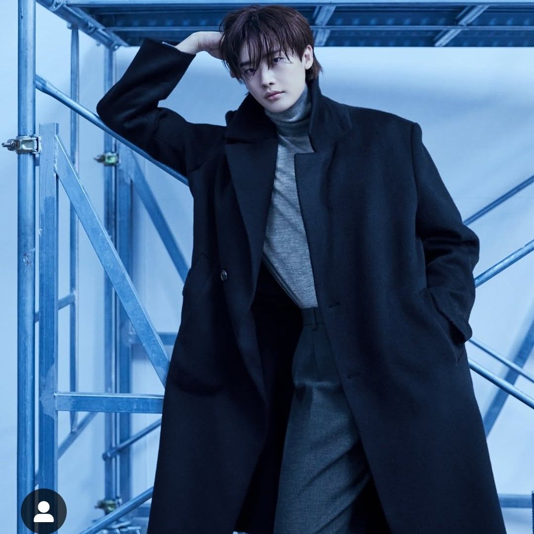 Latest photo of Lee Jongsuk