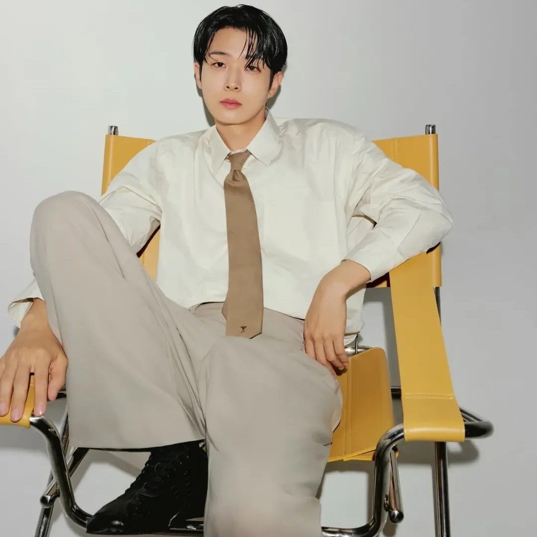 Recent activity shot of Choi Wooshik