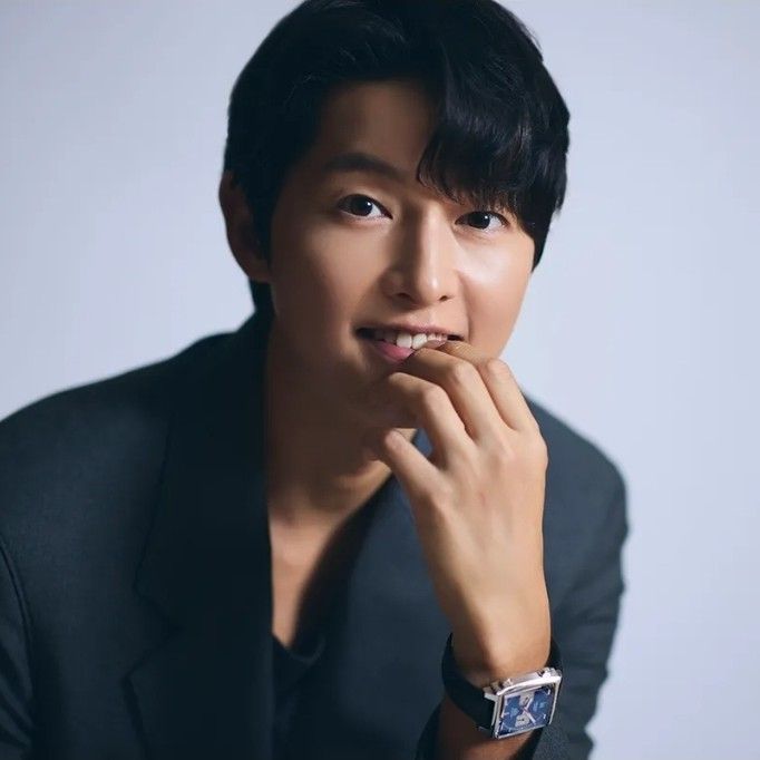 Latest photo of Song Joongki