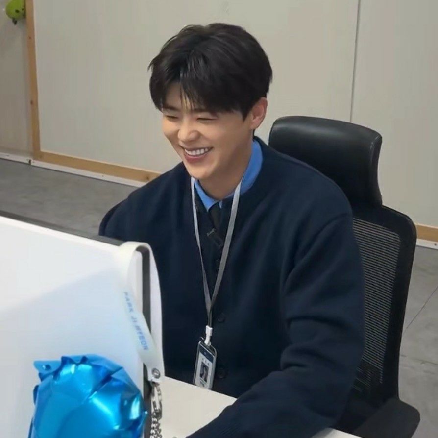 Recent activity shot of Park Jihyeon