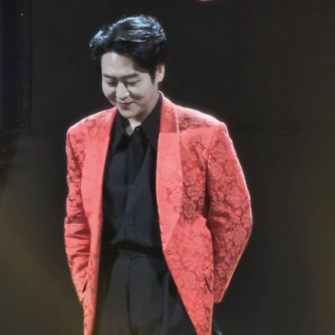 A moment captured by a fan of Min Soohyun