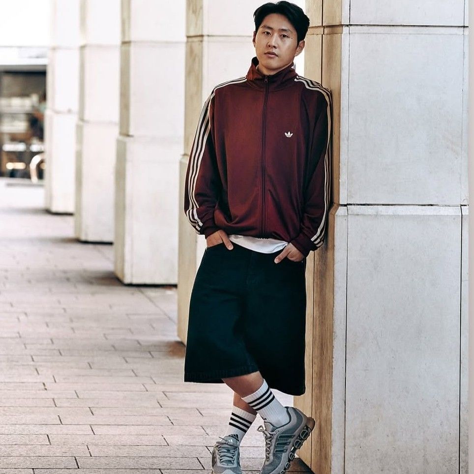 Recent activity shot of Lee KangIn