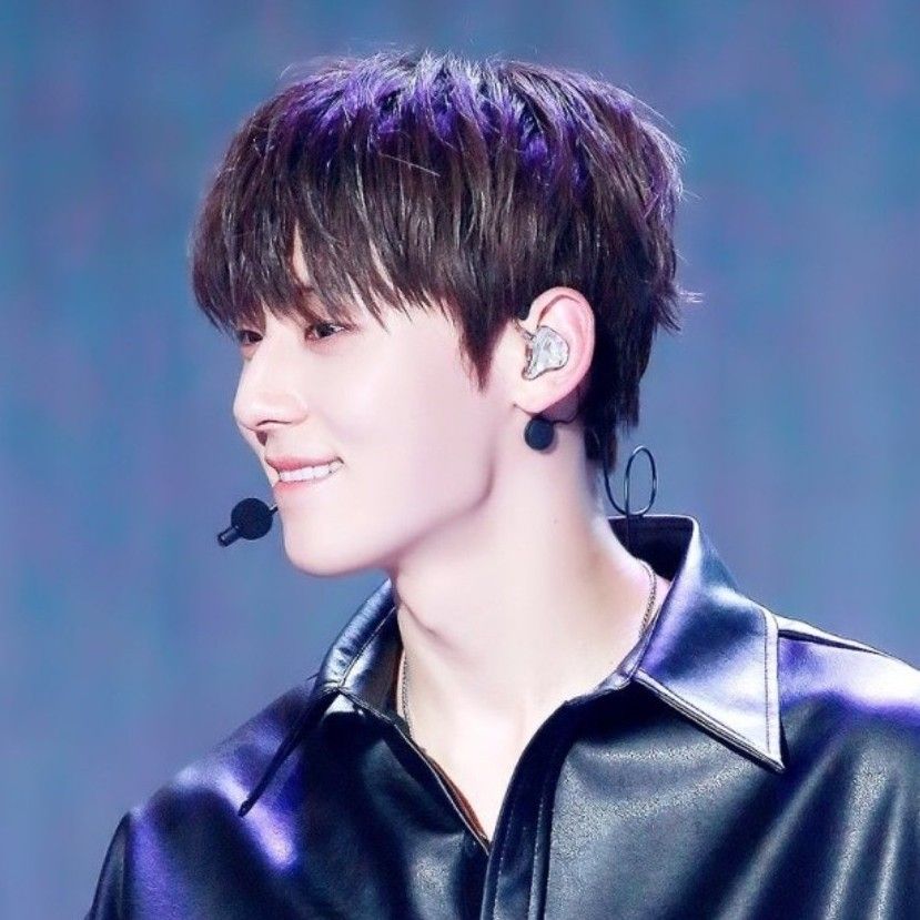 Foto terbaru dari Hwang Minhyun