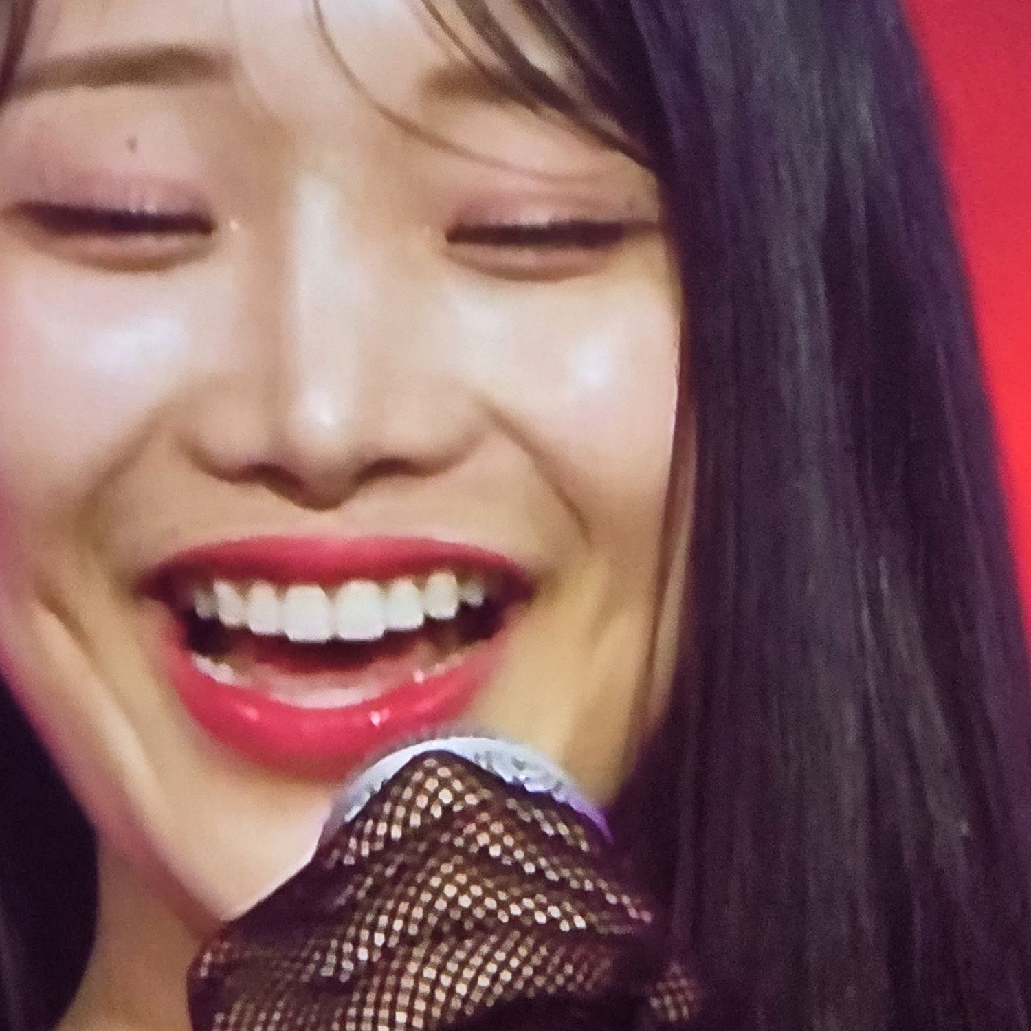 Behind-the-scenes cut of Kim Soyeon (2004)