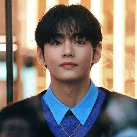 Latest photo of Kim Taehyung (V)