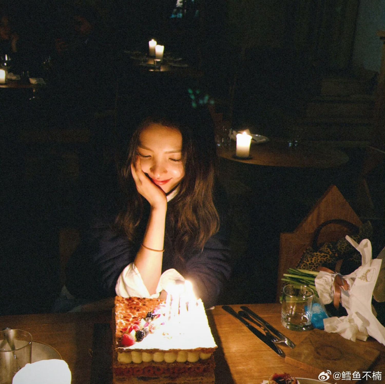 Behind-the-scenes cut of Zhang Ruonan