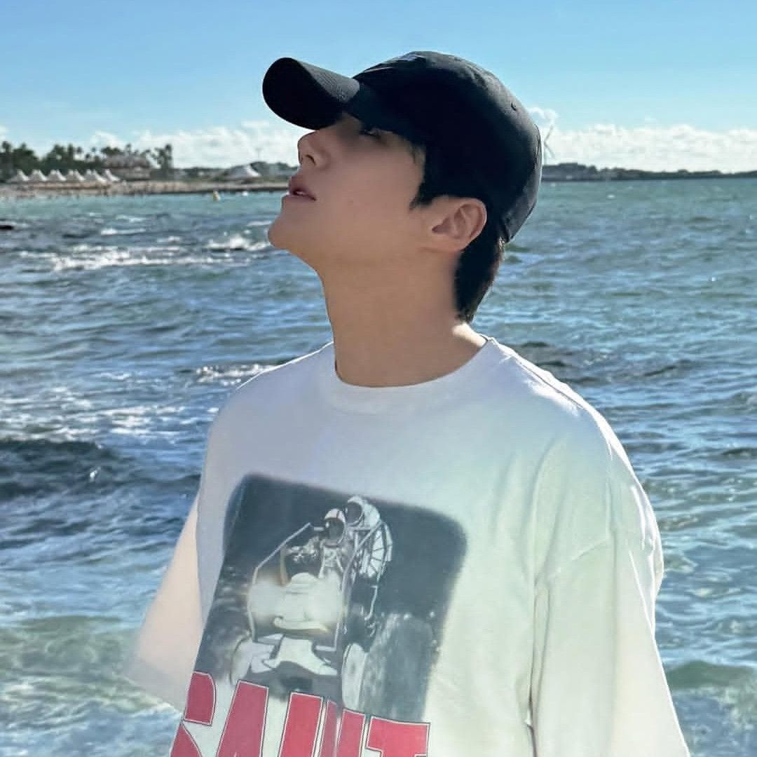 Recent activity shot of Kim Seonho