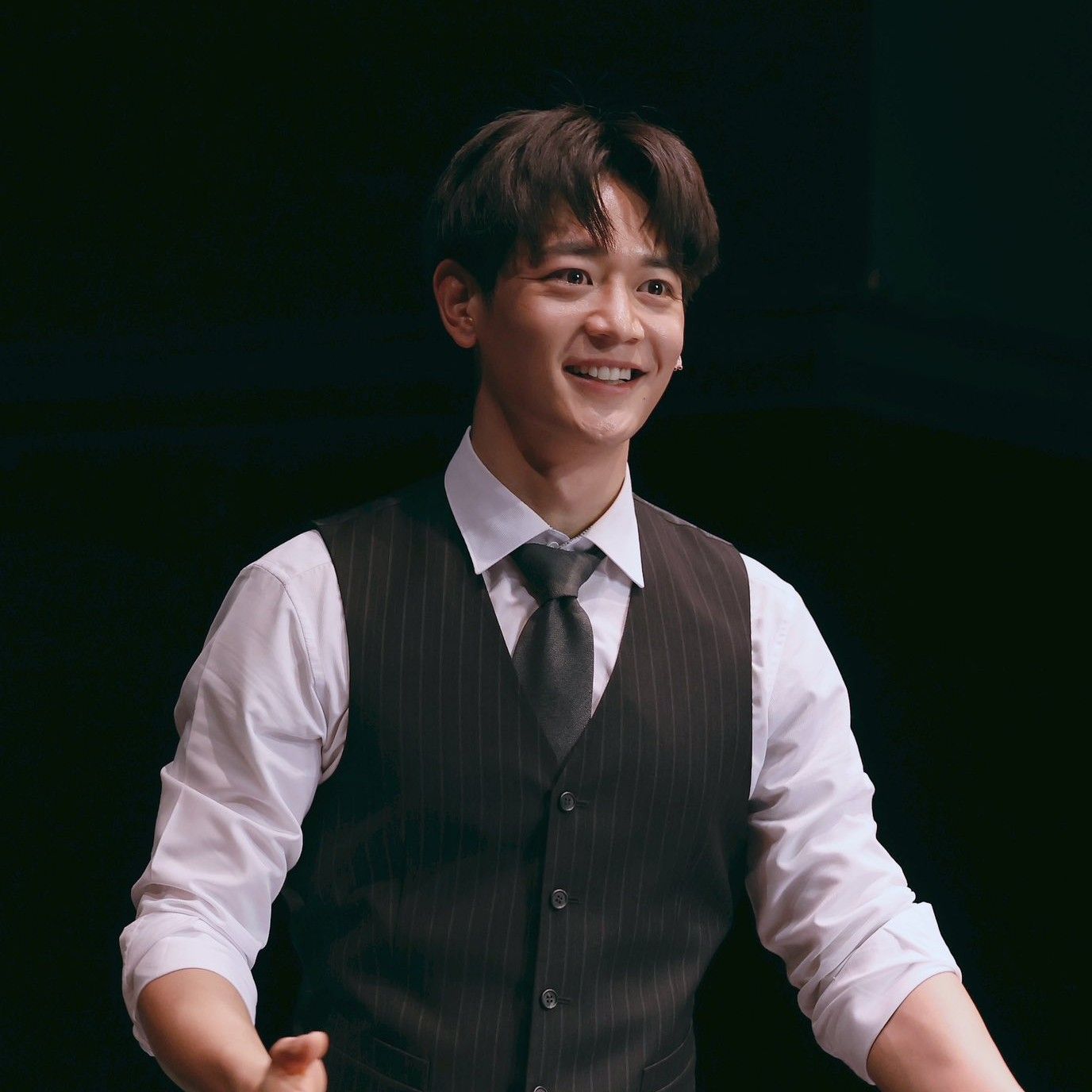 Behind-the-scenes cut of Choi Minho