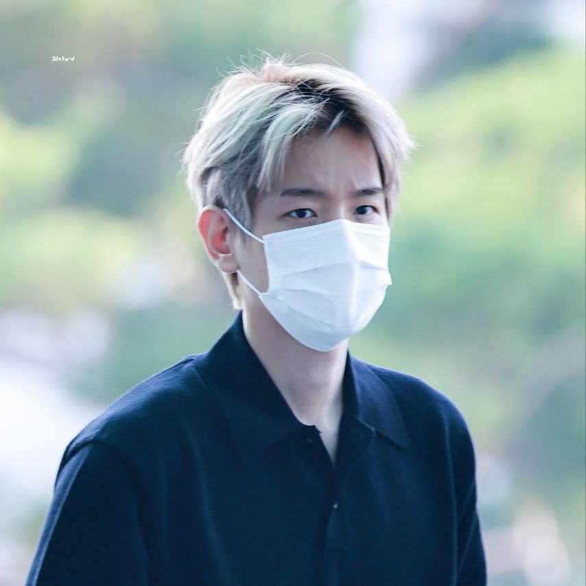 Recent activity shot of Baekhyun