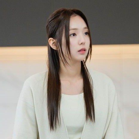 Latest photo of Chae Subin