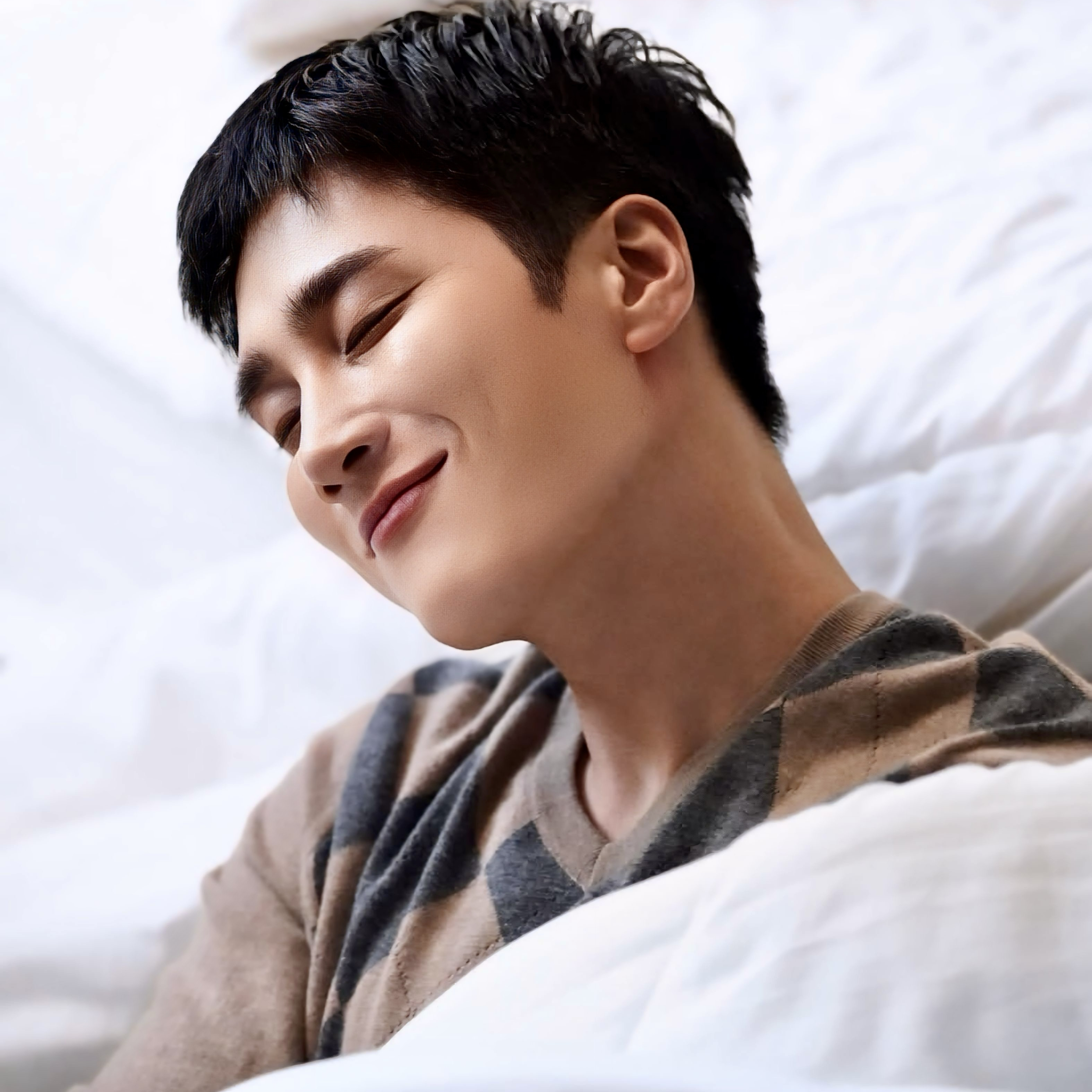 Behind-the-scenes cut of Ahn Bohyun