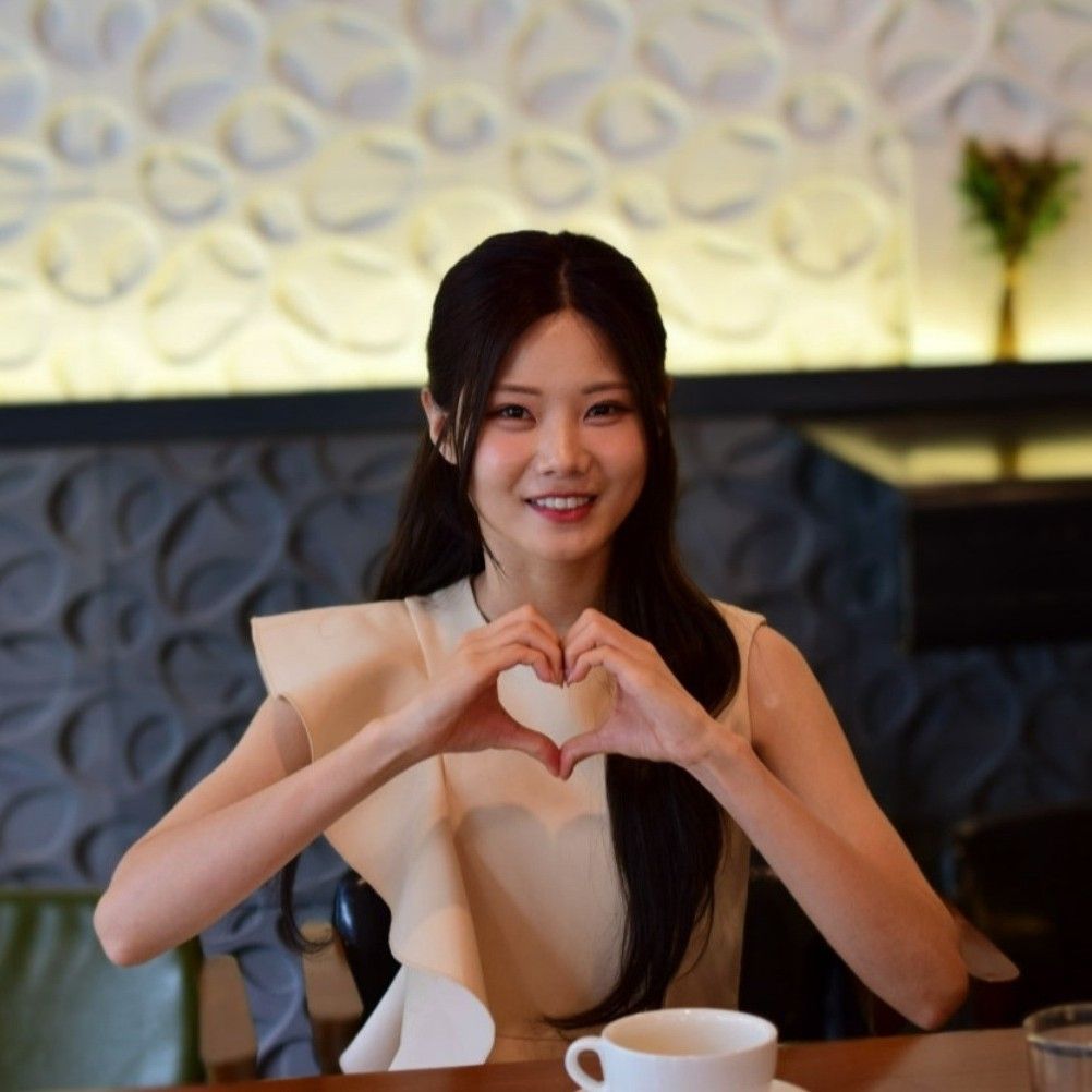 Behind-the-scenes cut of Bae Ahyeon