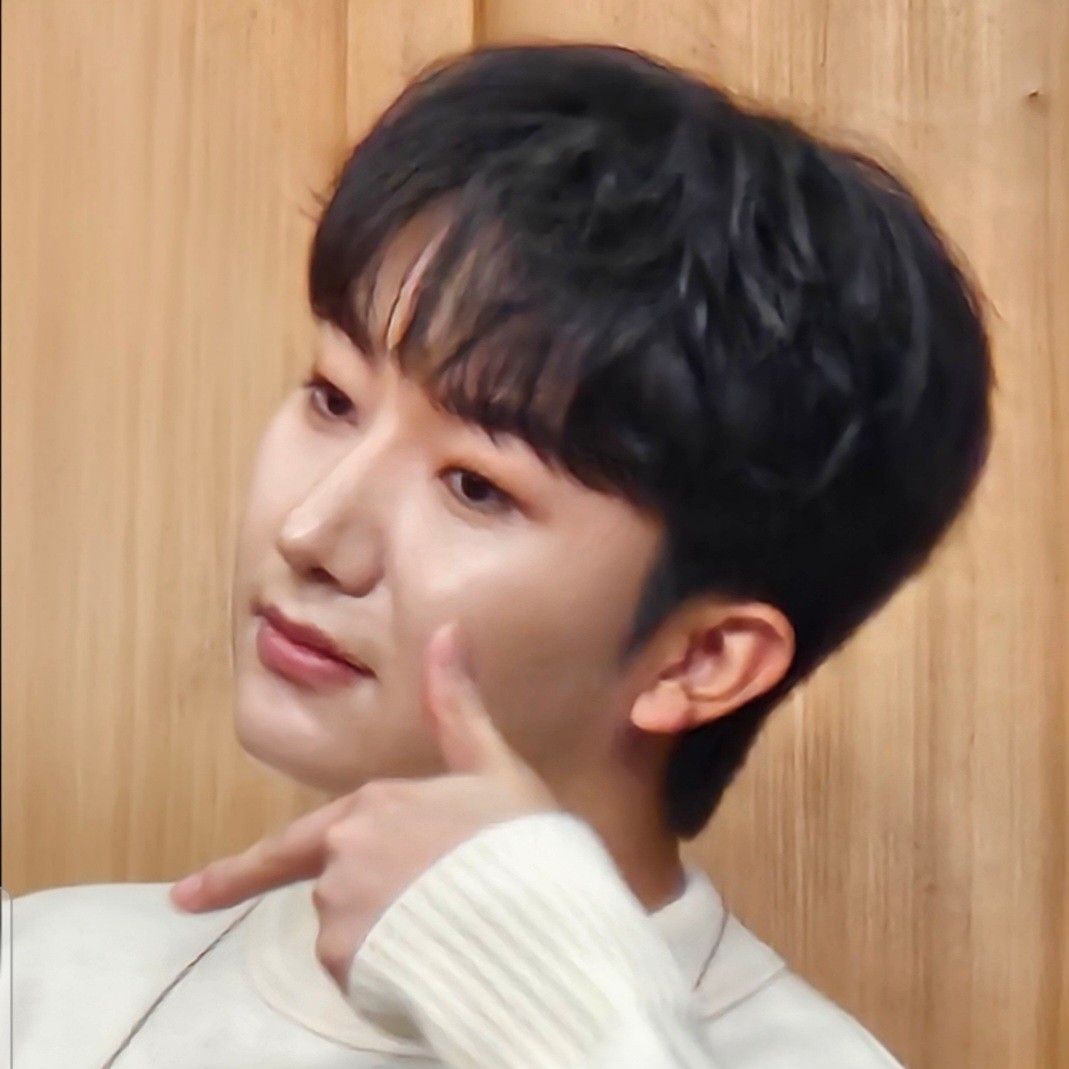 Latest photo of Nam Seungmin