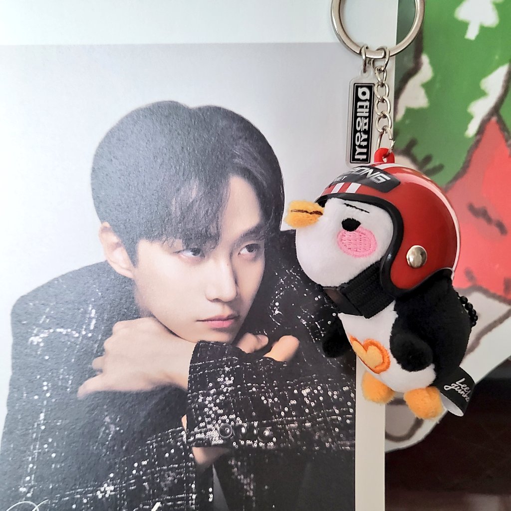 イ・ジュノの最近の活動ショット