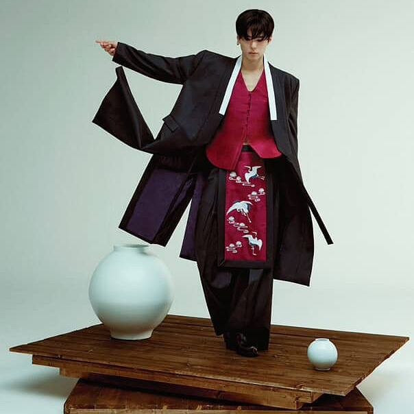 Recent activity shot of Park Bogum