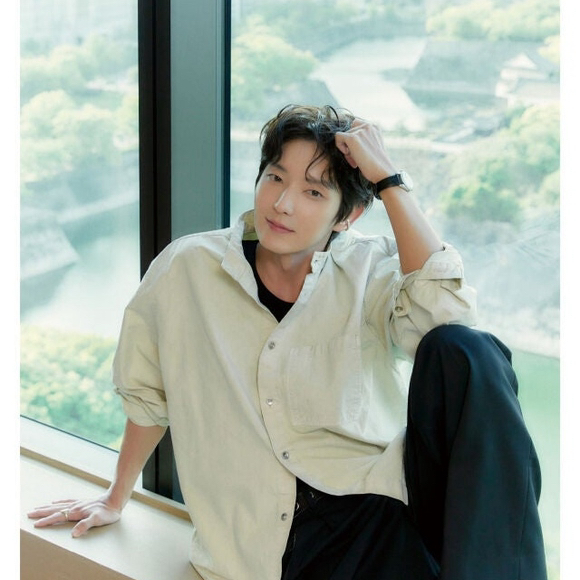 李準基的最新照片