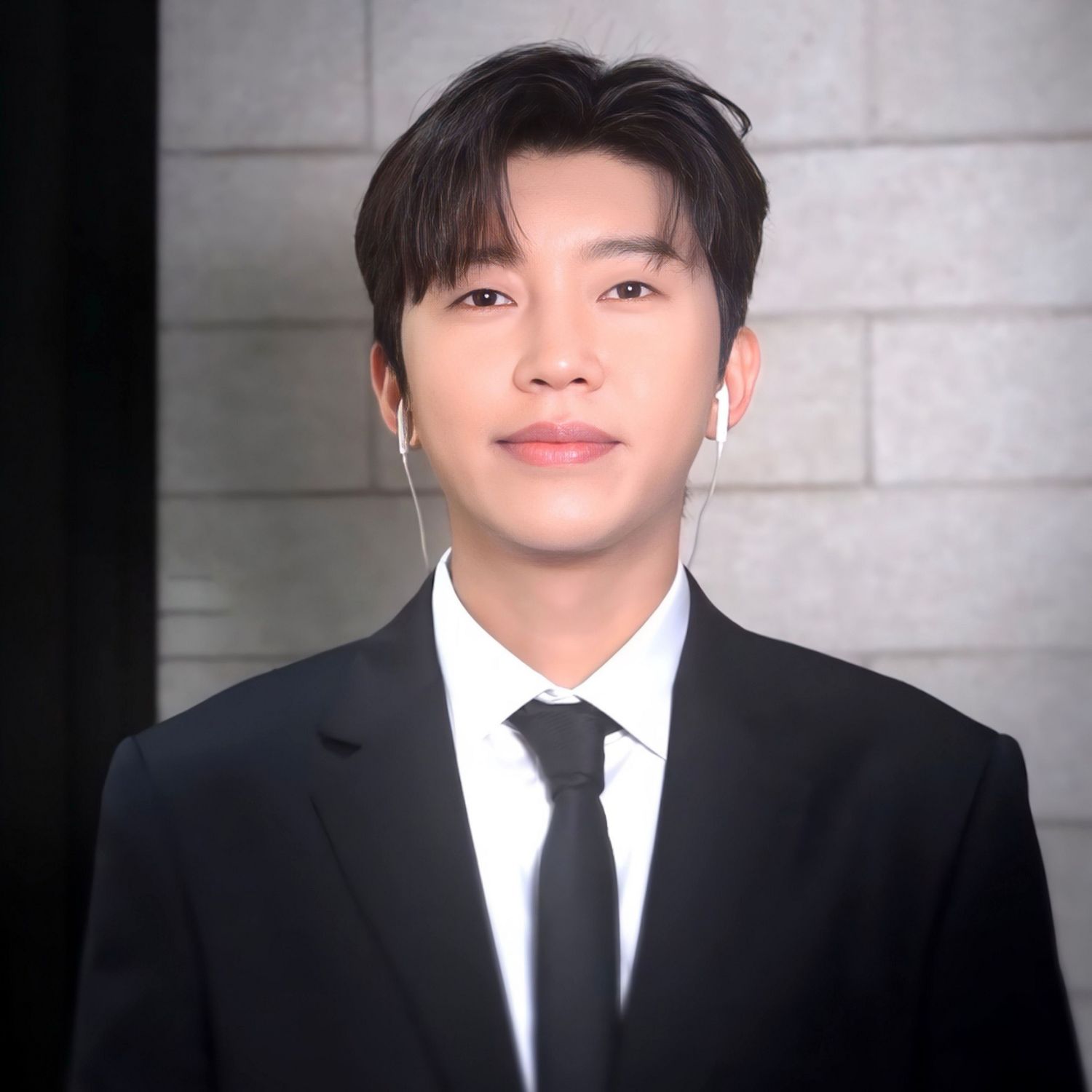 Foto kegiatan terbaru dari Lim Youngwoong