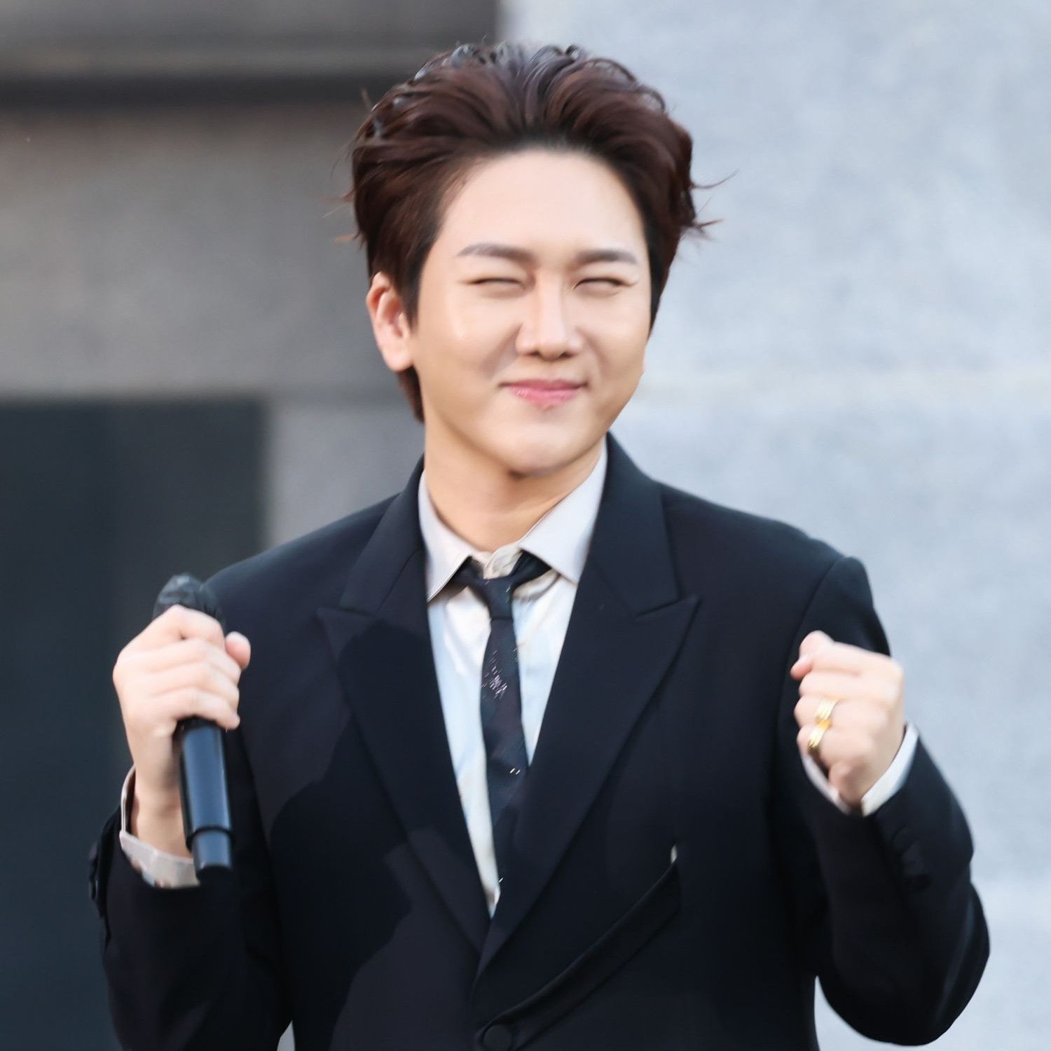 金秀瓚的最新照片