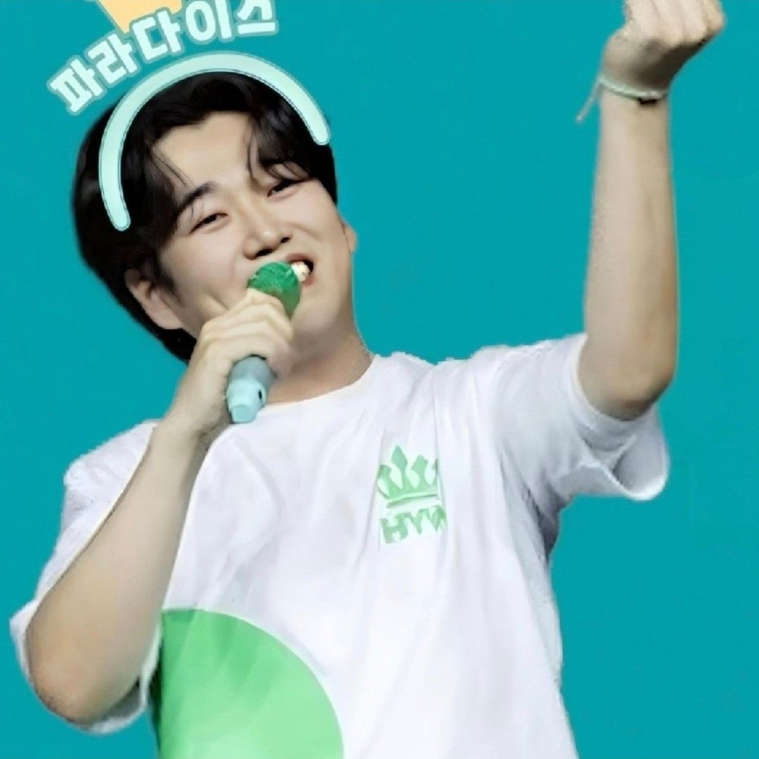Recent activity shot of Hwang Youngwoong