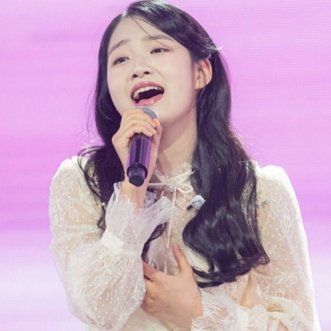 Momen yang diabadikan oleh penggemar Kim Taeyeon
