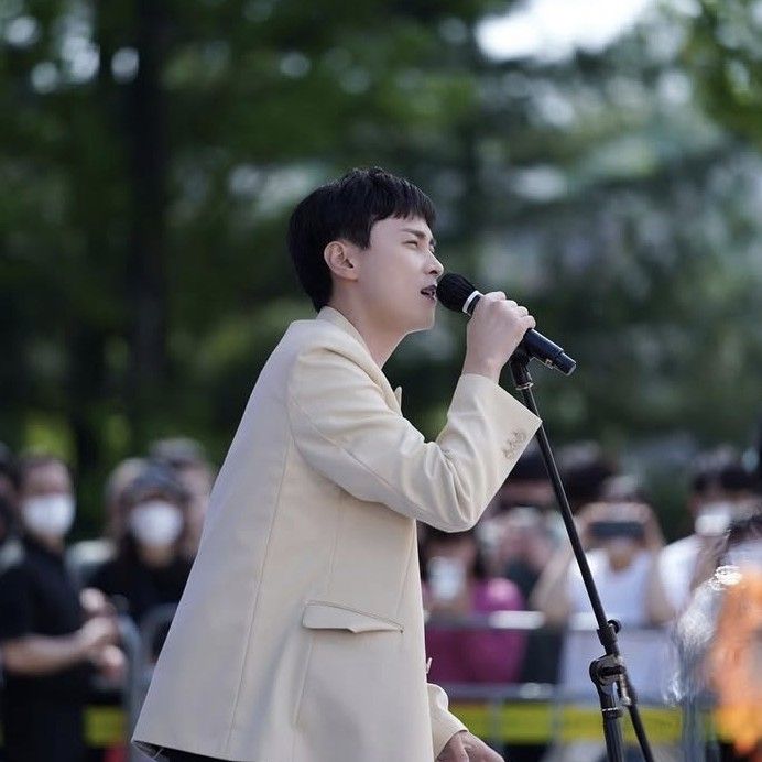Latest photo of Min Kyunghoon