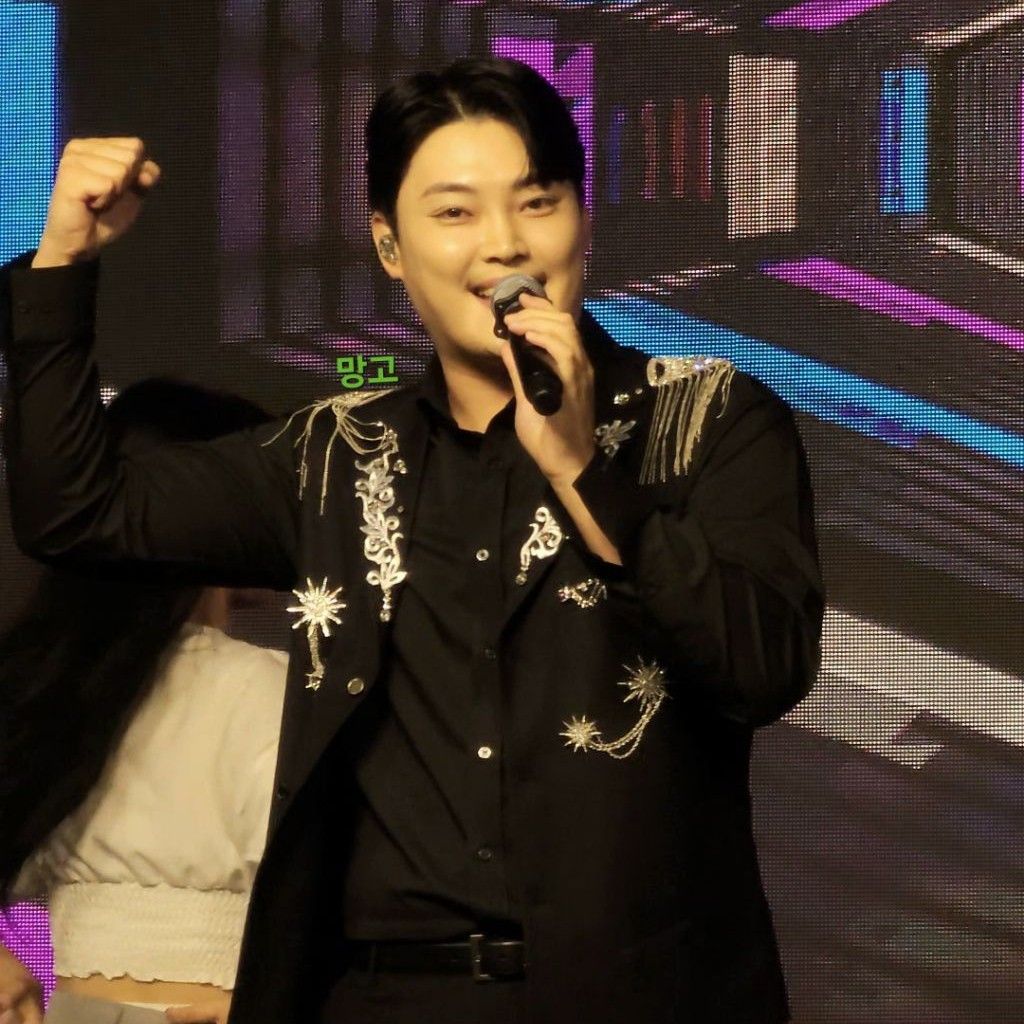 Latest photo of Kim Kyungmin