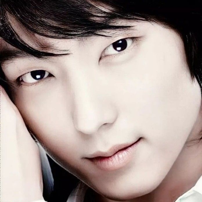 Foto terbaru dari Lee Joongi