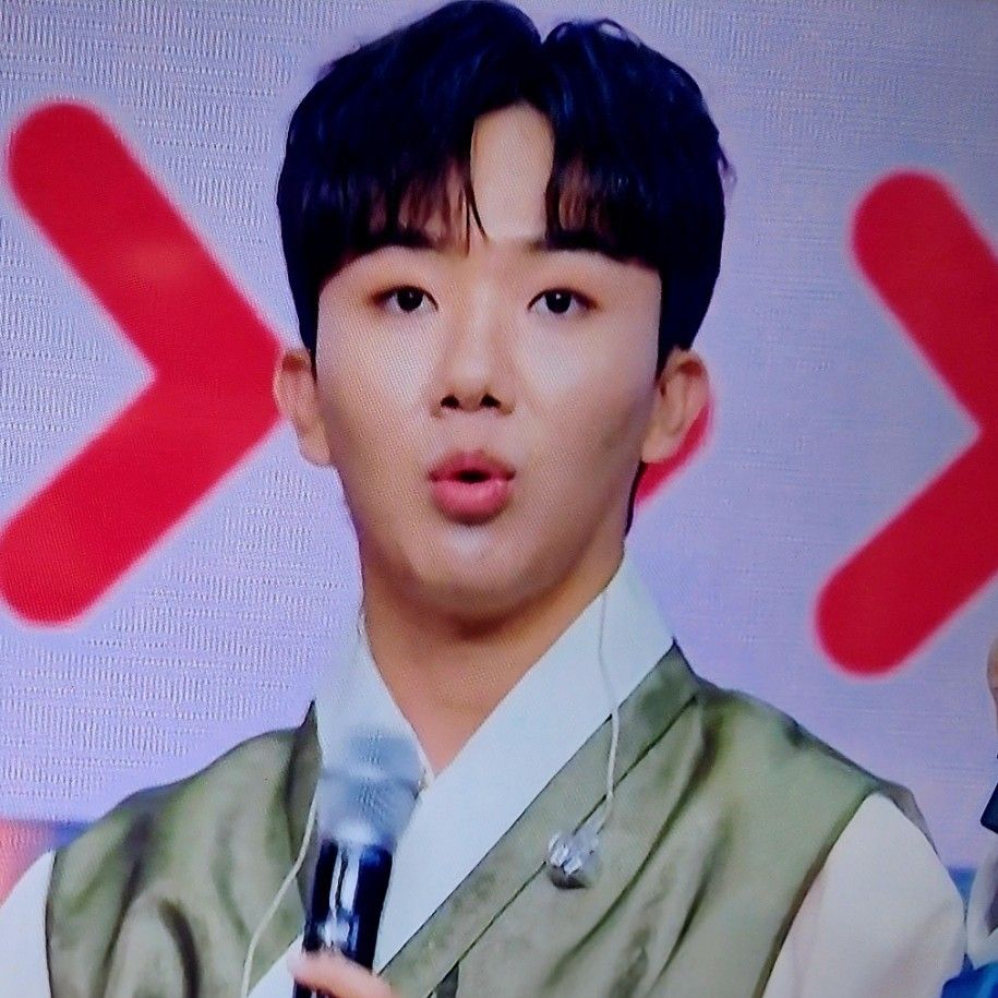 A moment captured by a fan of Nam Seungmin