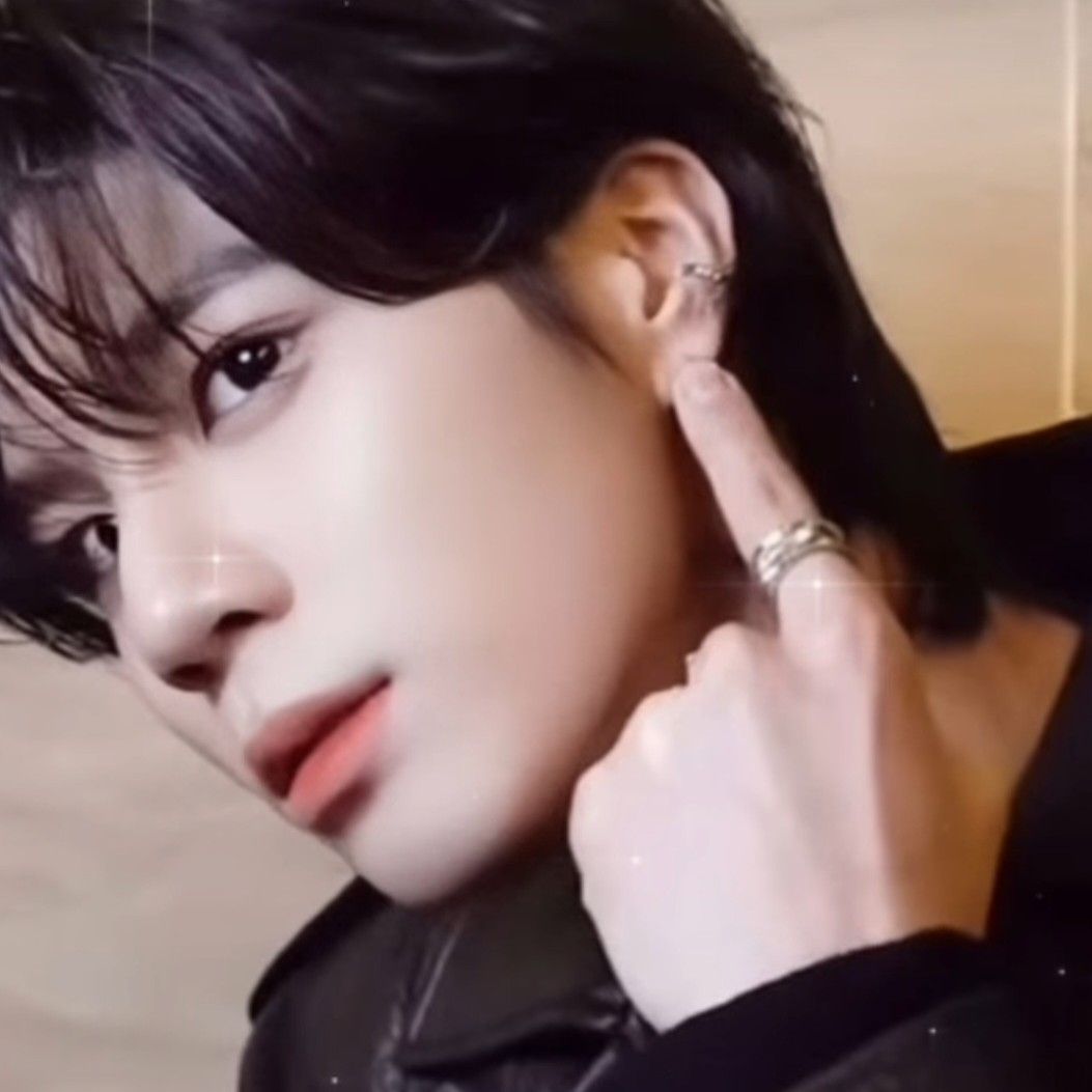 Foto kegiatan terbaru dari Jeong Dongwon