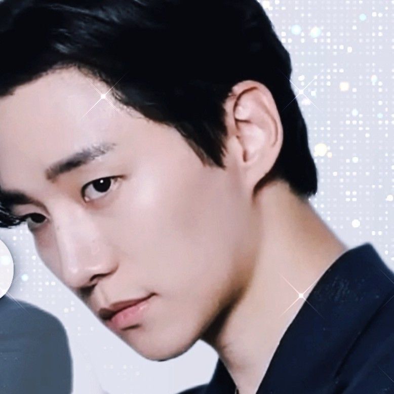 Behind-the-scenes cut of Lee Junho
