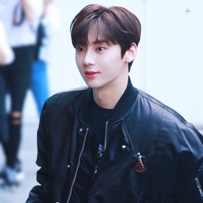 Latest photo of Hwang Minhyun