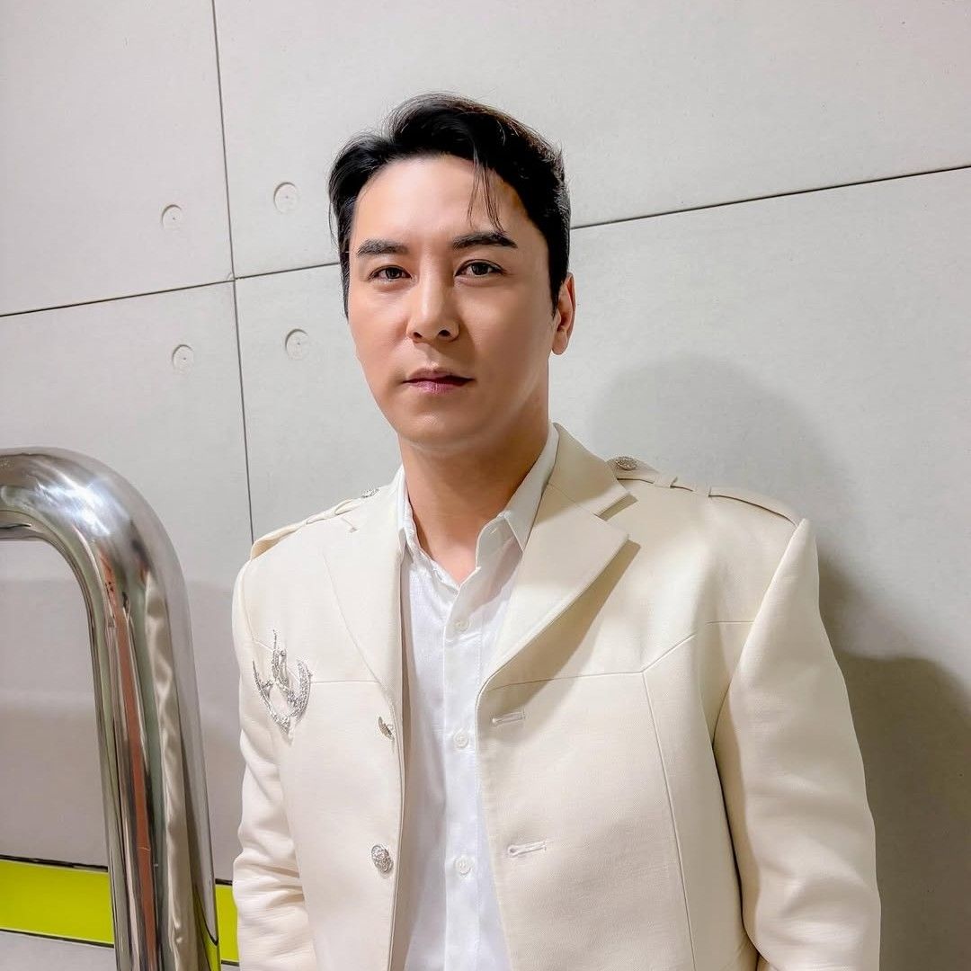 Recent activity shot of Jang Minho