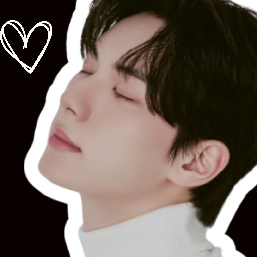 Behind-the-scenes cut of Lee Chaemin