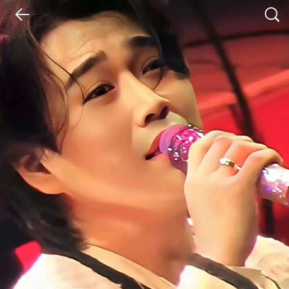 Recent activity shot of Hwang Youngwoong