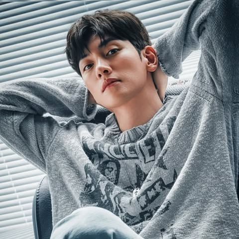 지창욱의 최신 사진