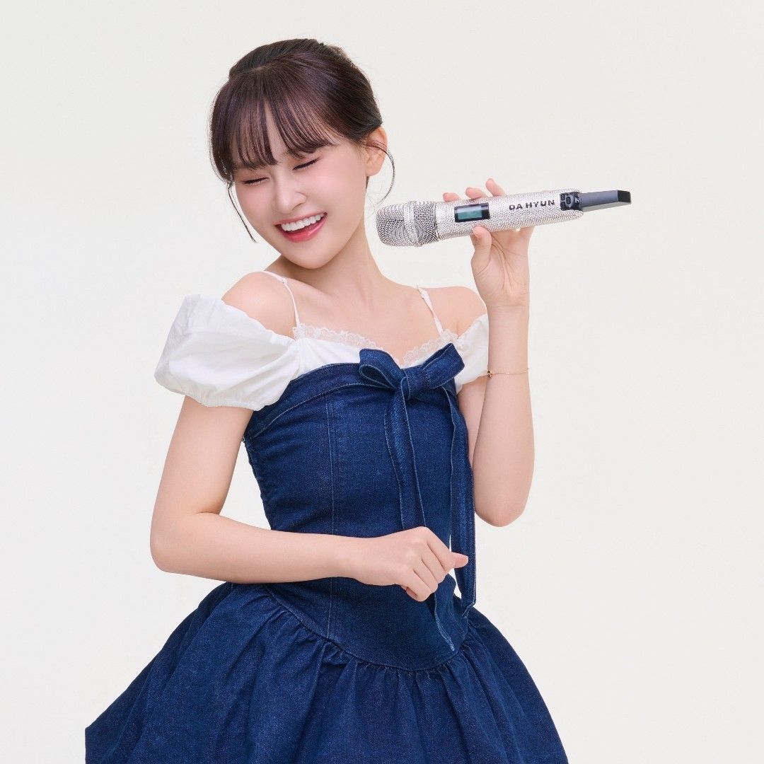 Momen yang diabadikan oleh penggemar Kim Dahyun