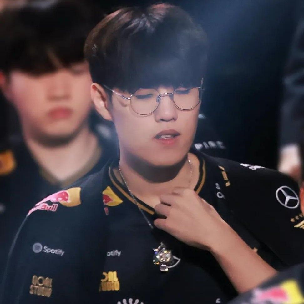 Behind-the-scenes cut of Oner