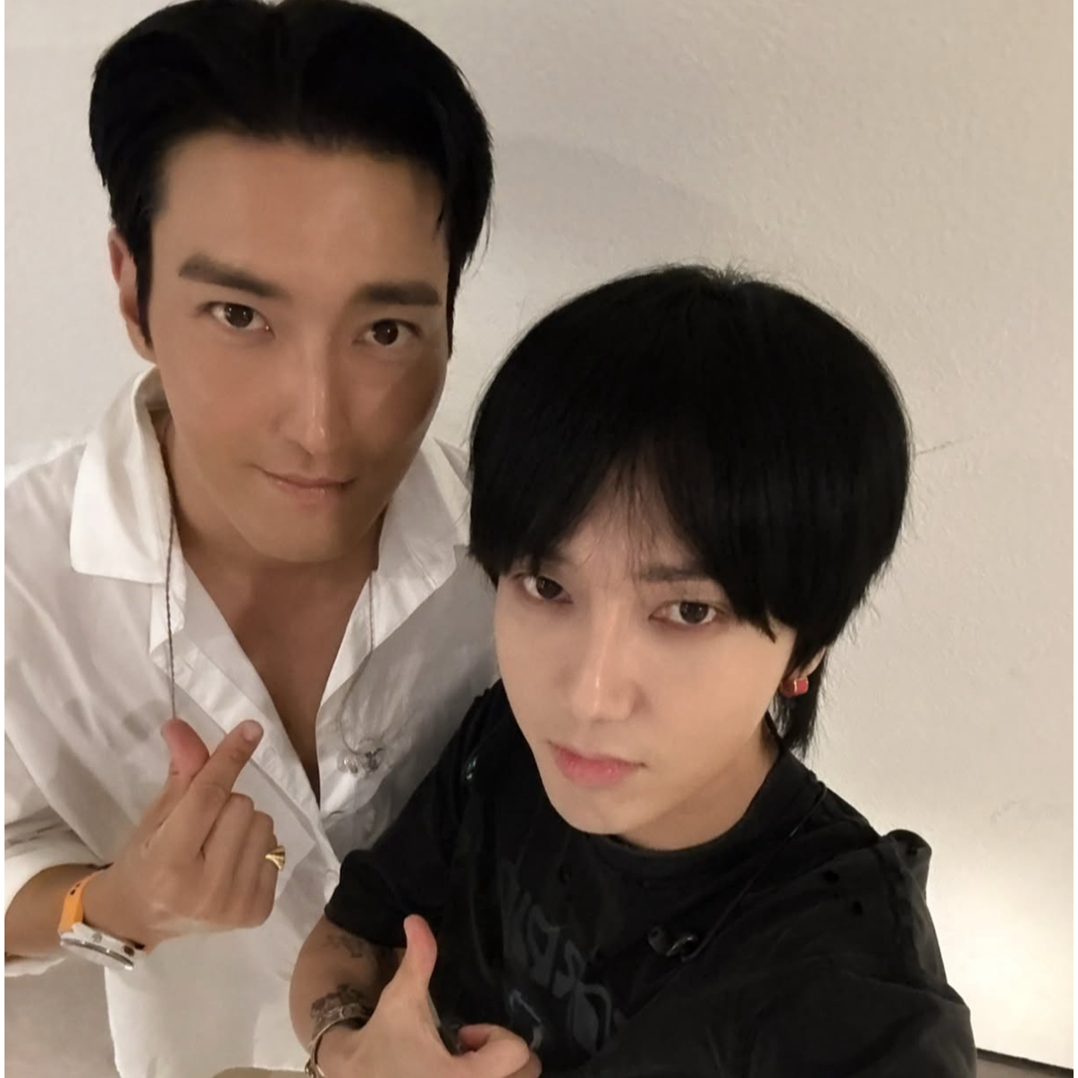 Behind-the-scenes cut of Choi Siwon