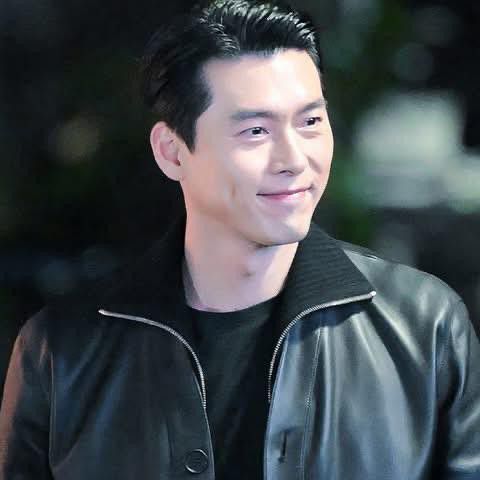 Latest photo of Hyun Bin
