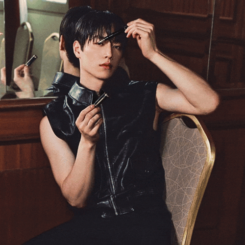 Behind-the-scenes cut of Seo Kangjoon