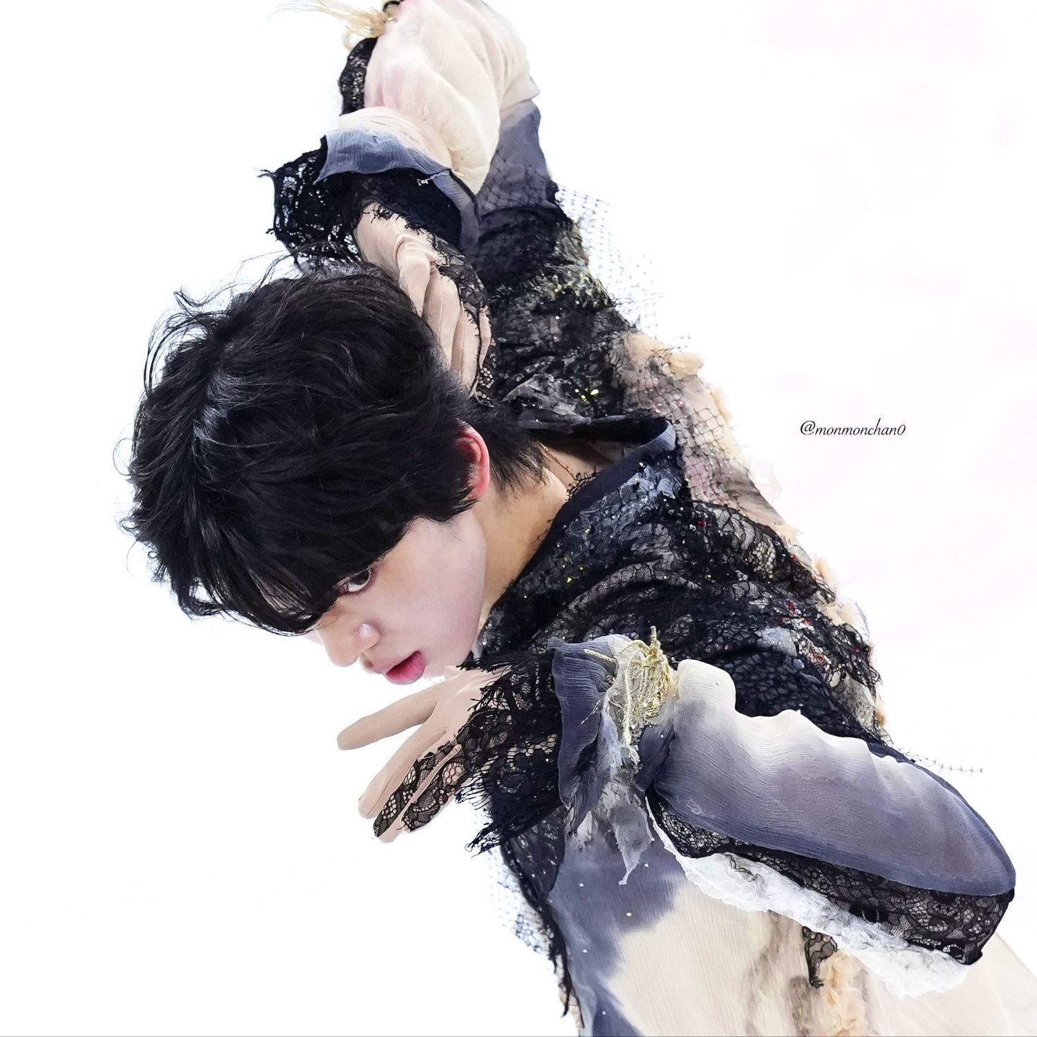 Behind-the-scenes cut of Cha Junhwan